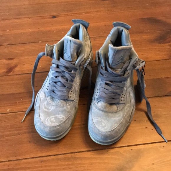 Jordan KAWS 4s - Picture 6 of 6